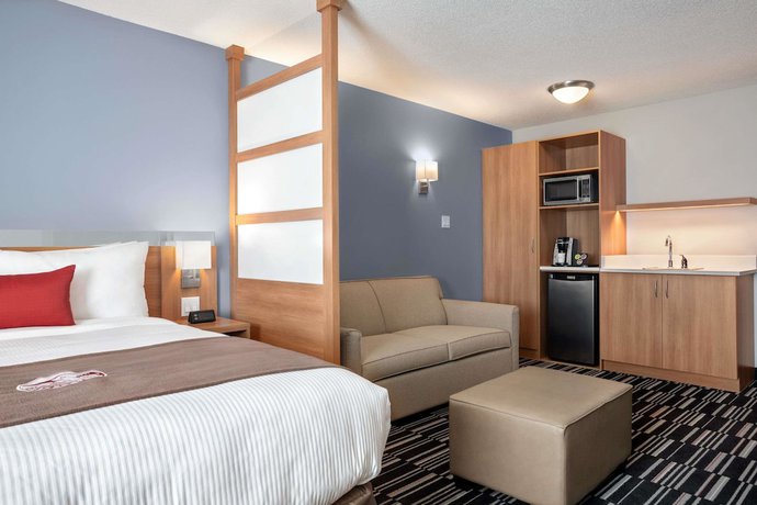 Imagen de la habitación del Hotel Microtel Inn & Suites By Wyndham Val-d Or. Foto 8