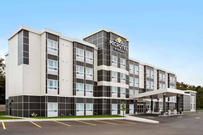 Imagen general del Hotel Microtel Inn & Suites By Wyndham Val-d Or. Foto 1