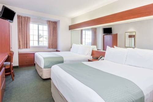 Imagen de la habitación del Hotel Microtel Inn & Suites Marianna. Foto 1