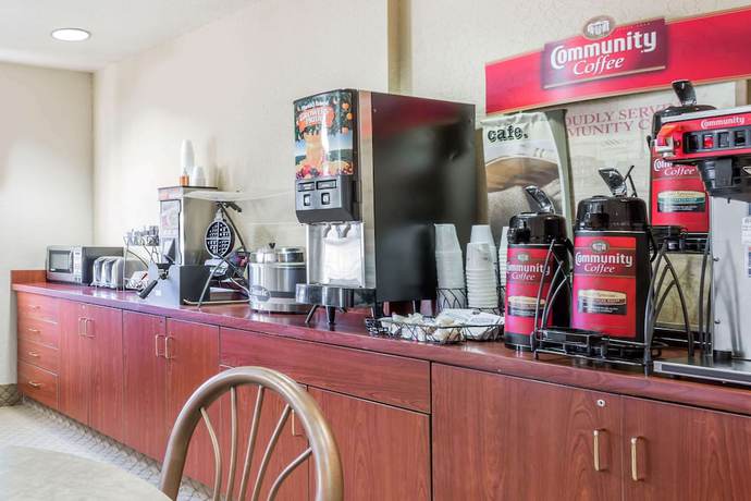 Imagen del bar/restaurante del Hotel Microtel Inn & Suites Marianna. Foto 3