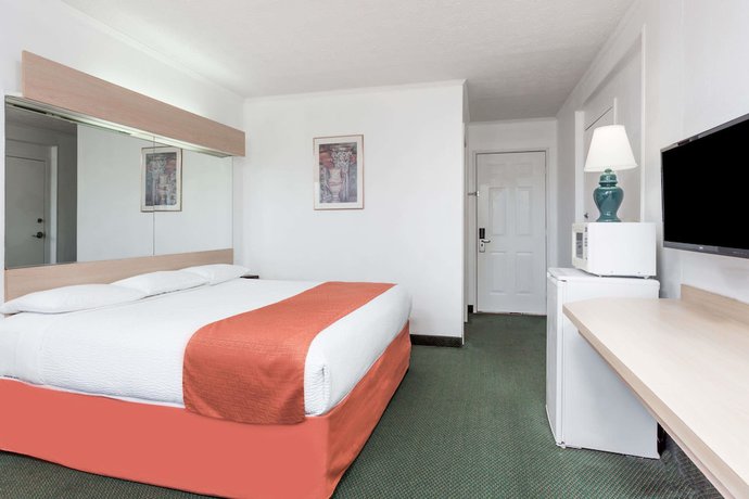 Imagen de la habitación del Hotel Microtel Inn & Suites by Wyndham Athens. Foto 4