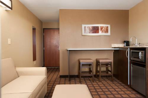 Imagen de la habitación del Hotel Microtel Inn & Suites by Wyndham Kenedy/Karnes City. Foto 1