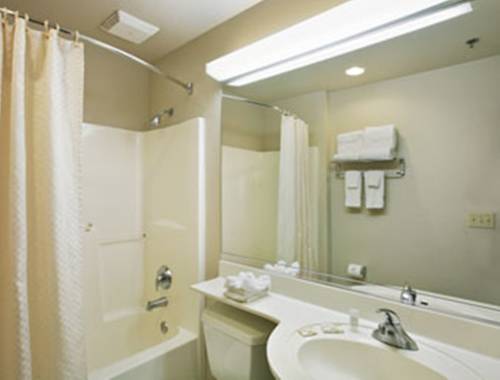 Imagen de la habitación del Hotel Microtel Inn & Suites by Wyndham Lodi/North Stockton. Foto 11