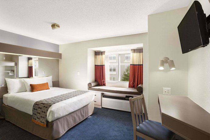Imagen de la habitación del Hotel Microtel Inn & Suites by Wyndham Louisville East. Foto 9