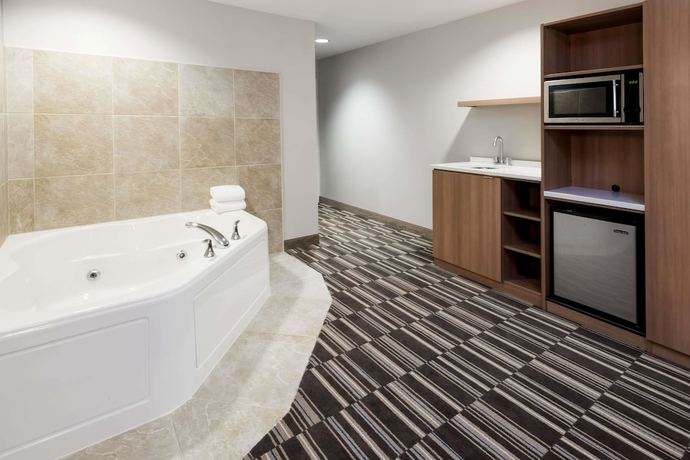 Imagen de la habitación del Hotel Microtel Inn & Suites by Wyndham - Penn Yan. Foto 12