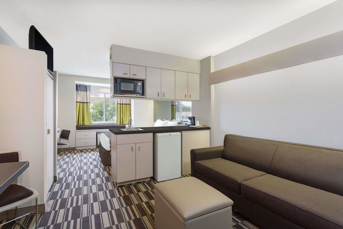 Imagen de la habitación del Hotel Microtel Inn & Suites by Wyndham Richmond Airport. Foto 12