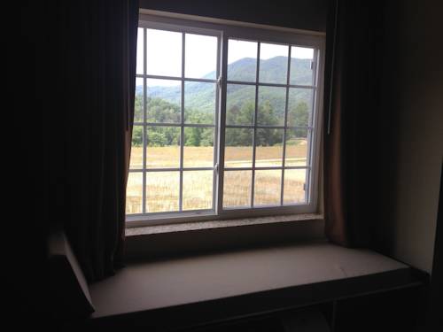 Imagen de la habitación del Hotel Microtel Inn & Suites by Wyndham Sylva Dillsboro Area. Foto 13