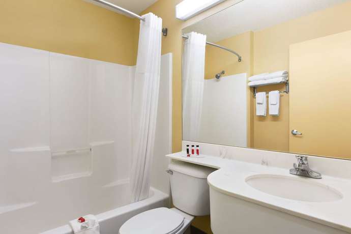 Imagen de la habitación del Hotel Microtel Inn & Suites by Wyndham Thomasville/High Point/Lexi. Foto 11