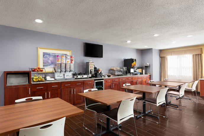 Imagen del bar/restaurante del Hotel Microtel Inn & Suites by Wyndham Thomasville/High Point/Lexi. Foto 2