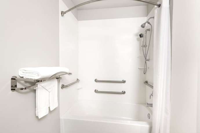 Imagen de la habitación del Hotel Microtel Inn & Suites by Wyndham Victor/Rochester. Foto 13