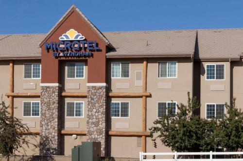 Imagen general del Hotel Microtel Inn & Suites by Wyndham Wheeler Ridge. Foto 2