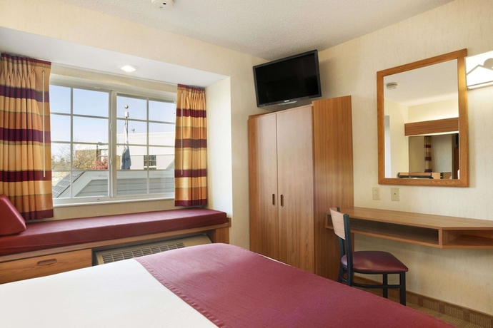 Imagen de la habitación del Hotel Microtel Inn and Suites By Wyndham Ann Arbor. Foto 5