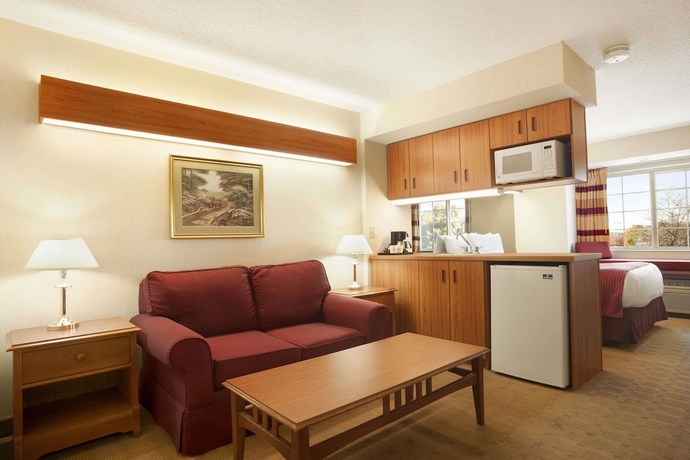 Imagen de la habitación del Hotel Microtel Inn and Suites By Wyndham Ann Arbor. Foto 13