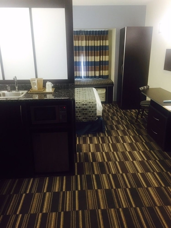 Imagen de la habitación del Hotel Microtel Inn and Suites By Wyndham Baton Rouge Airport. Foto 2