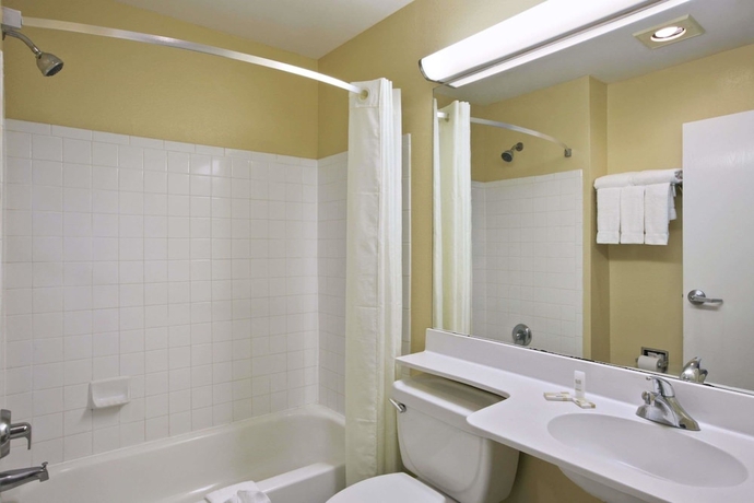 Imagen de la habitación del Hotel Microtel Inn and Suites By Wyndham Baton Rouge. Foto 11