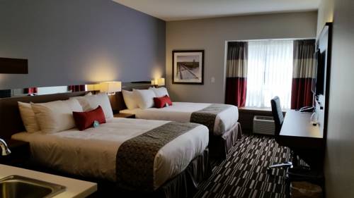 Imagen de la habitación del Hotel Microtel Inn and Suites By Wyndham Bonnyville. Foto 4