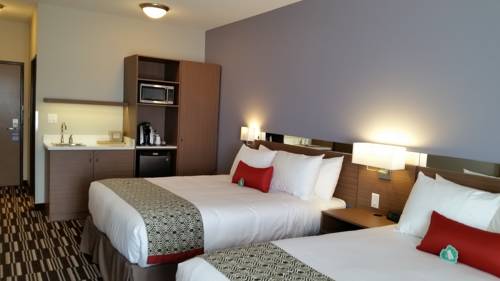 Imagen de la habitación del Hotel Microtel Inn and Suites By Wyndham Bonnyville. Foto 5