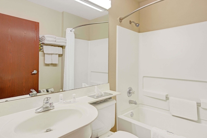 Imagen de la habitación del Hotel Microtel Inn and Suites By Wyndham Burlington. Foto 11