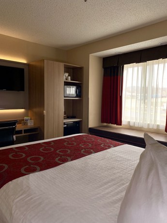 Imagen de la habitación del Hotel Microtel Inn and Suites By Wyndham Charleston Wv. Foto 10