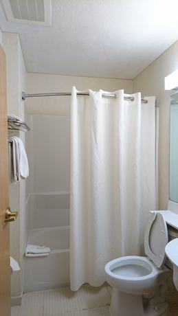 Imagen de la habitación del Hotel Microtel Inn and Suites By Wyndham Chihuahua. Foto 11