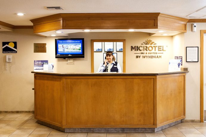Imagen de los interiores del Hotel Microtel Inn and Suites By Wyndham Chihuahua. Foto 17