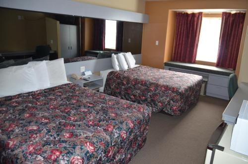 Imagen de la habitación del Hotel Microtel Inn and Suites By Wyndham Clarksville. Foto 7