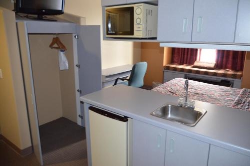 Imagen de la habitación del Hotel Microtel Inn and Suites By Wyndham Clarksville. Foto 10