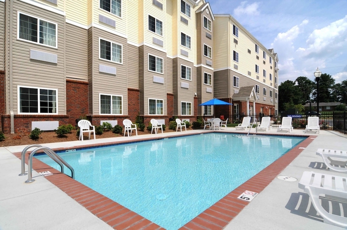 Imagen de la piscina del Hotel Microtel Inn and Suites By Wyndham Columbus/near Fort Moore. Foto 19