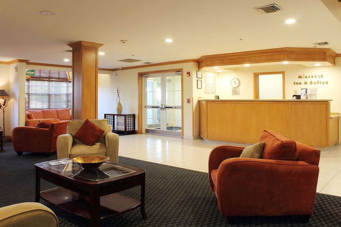 Imagen de los interiores del Hotel Microtel Inn and Suites By Wyndham Culiacan. Foto 16