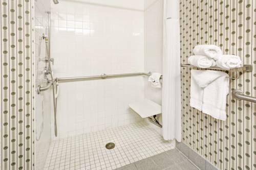 Imagen de la habitación del Hotel Microtel Inn and Suites By Wyndham Denver Airport. Foto 6