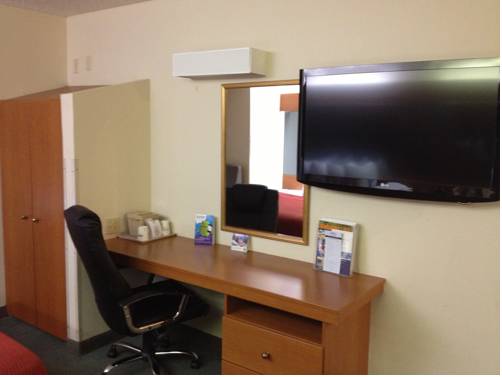 Imagen de la habitación del Hotel Microtel Inn and Suites By Wyndham Denver Airport. Foto 13