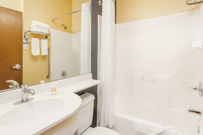 Imagen de la habitación del Hotel Microtel Inn and Suites By Wyndham Dickson City/scranton. Foto 9