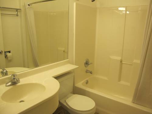 Imagen de la habitación del Hotel Microtel Inn and Suites By Wyndham Eagle River/anchorage Area. Foto 7