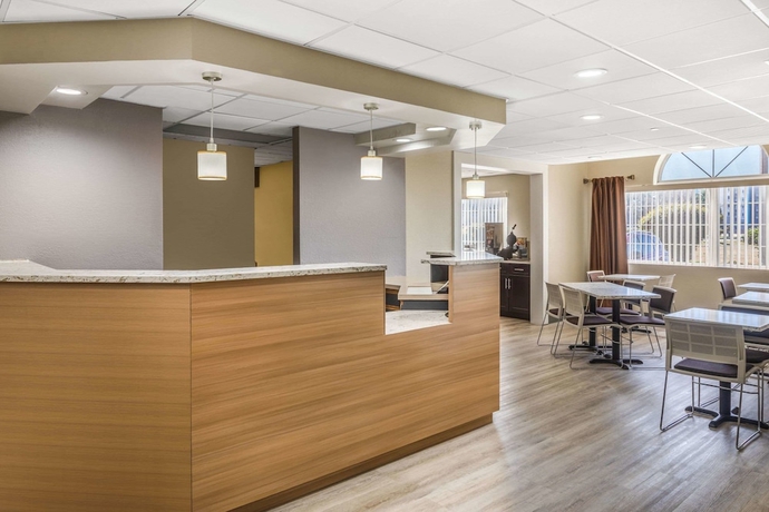 Imagen de los interiores del Hotel Microtel Inn and Suites By Wyndham Florence. Foto 18
