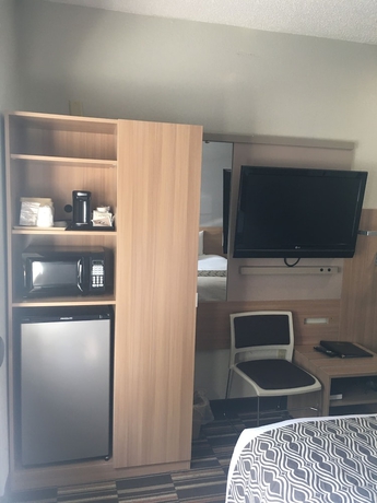 Imagen del bar/restaurante del Hotel Microtel Inn and Suites By Wyndham Florence. Foto 3