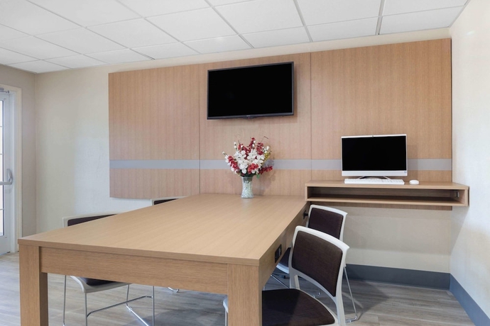 Imagen de los interiores del Hotel Microtel Inn and Suites By Wyndham Florence. Foto 19