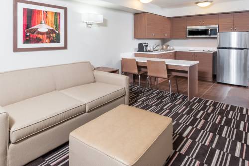 Imagen de la habitación del Hotel Microtel Inn and Suites By Wyndham Fort St John. Foto 6