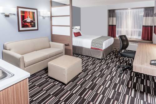 Imagen de la habitación del Hotel Microtel Inn and Suites By Wyndham Fort St John. Foto 11