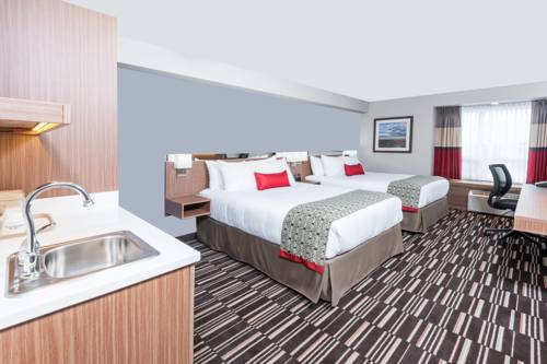 Imagen de la habitación del Hotel Microtel Inn and Suites By Wyndham Fort St John. Foto 12