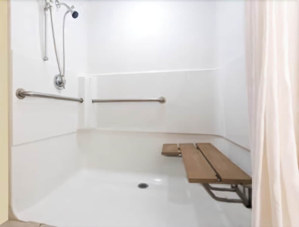 Imagen de la habitación del Hotel Microtel Inn and Suites By Wyndham Greenville / Woodruff Rd. Foto 11