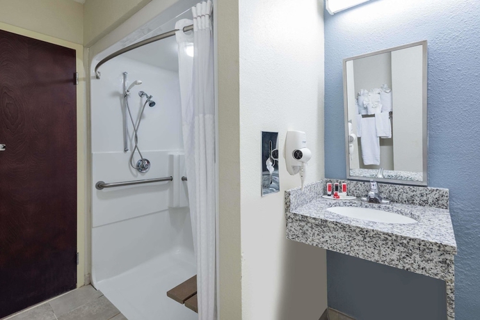 Imagen de la habitación del Hotel Microtel Inn and Suites By Wyndham Greenville / Woodruff Rd. Foto 14