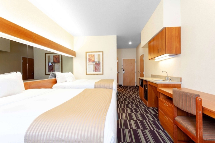 Imagen de la habitación del Hotel Microtel Inn and Suites By Wyndham Gulf Shores. Foto 7