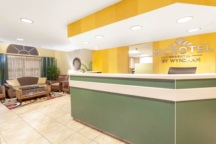 Imagen de los interiores del Hotel Microtel Inn and Suites By Wyndham Gulf Shores. Foto 19