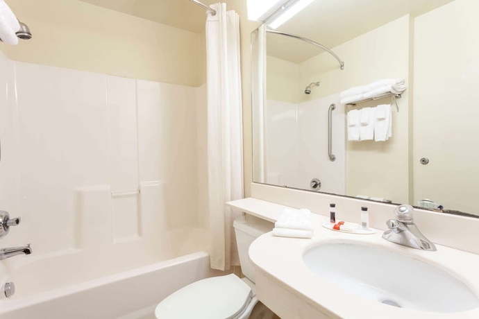 Imagen de la habitación del Hotel Microtel Inn and Suites By Wyndham Gulf Shores. Foto 17