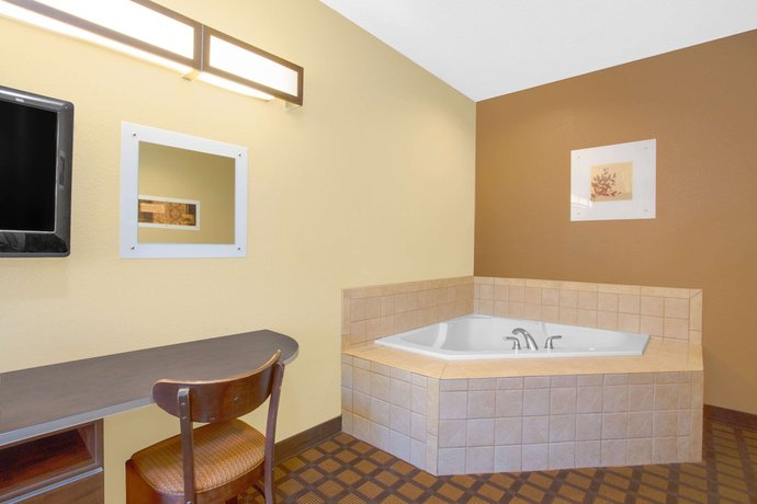 Imagen de la habitación del Hotel Microtel Inn and Suites By Wyndham Harrisonburg. Foto 12