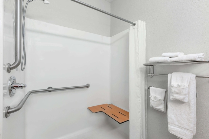 Imagen de la habitación del Hotel Microtel Inn and Suites By Wyndham Hoover/birmingham. Foto 7