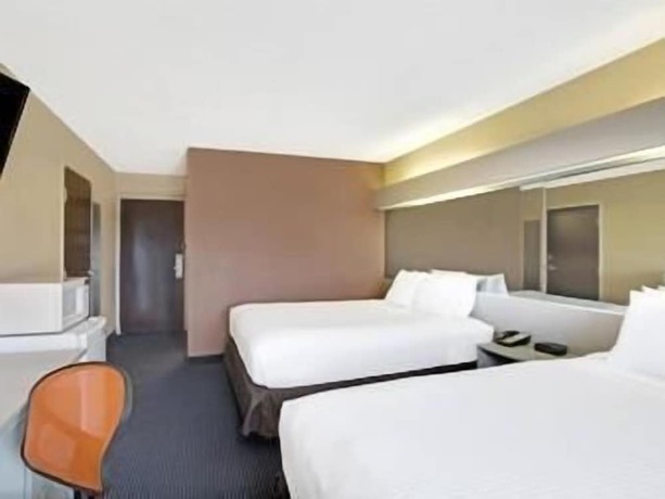 Imagen de la habitación del Hotel Microtel Inn and Suites By Wyndham Houston. Foto 8