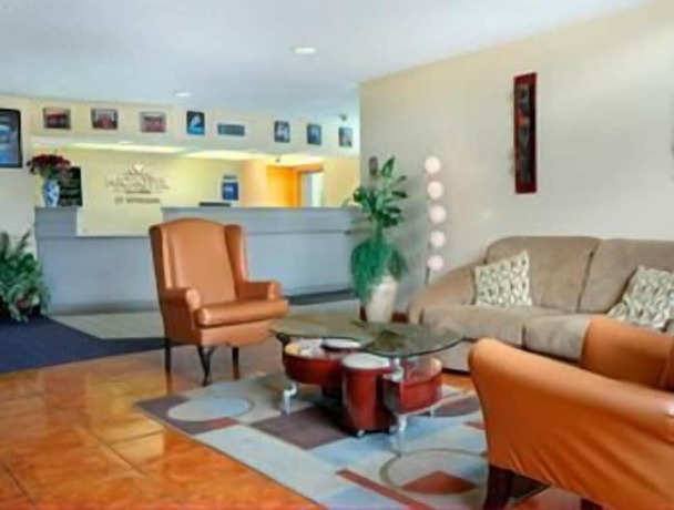 Imagen de los interiores del Hotel Microtel Inn and Suites By Wyndham Houston. Foto 16