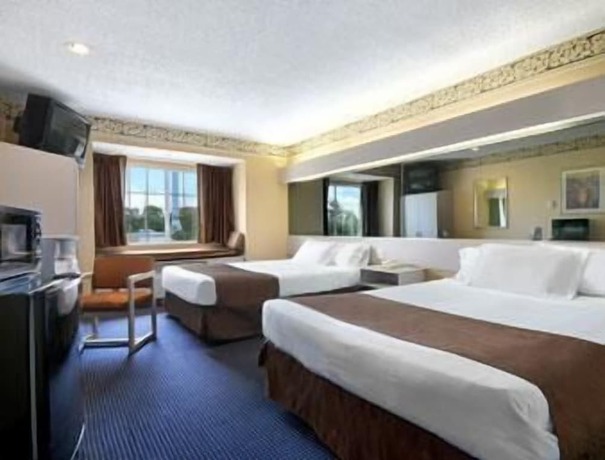 Imagen de la habitación del Hotel Microtel Inn and Suites By Wyndham Houston. Foto 12