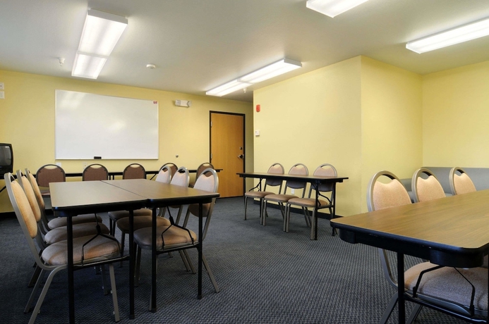 Imagen de los interiores del Hotel Microtel Inn and Suites By Wyndham Huntsville. Foto 9
